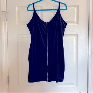 SHEIN BLACK DRESS WITH ZIPPER